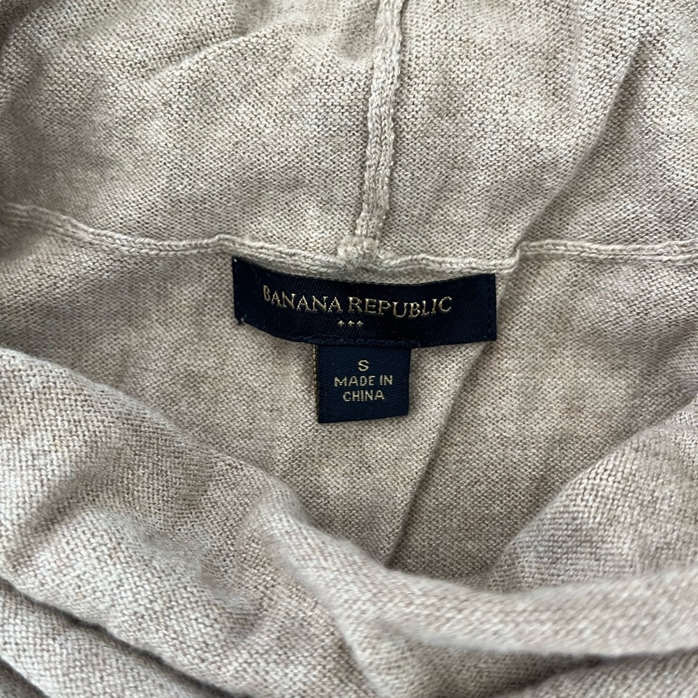 Banana Republic Sleeveless Cowl Neck Sweater - Picture 3 of 6